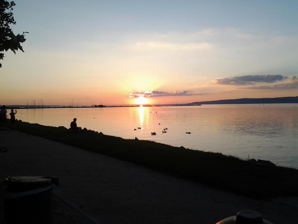 Fenyvesi Trambulinos Nyaralo Balatonfenyves Extérieur photo